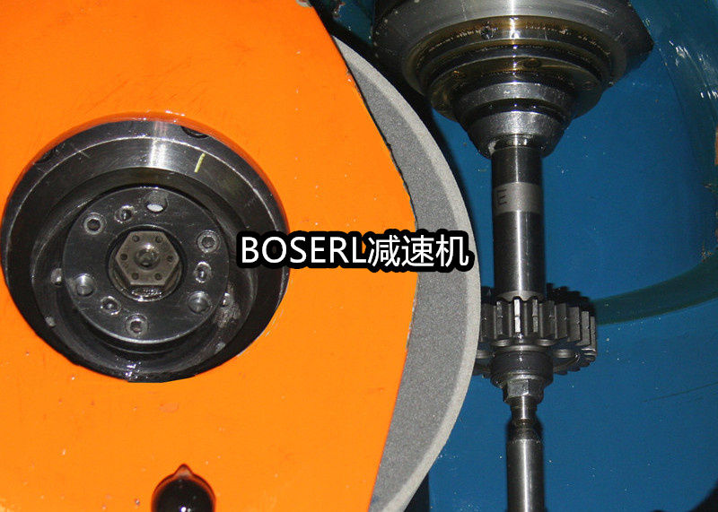 1666684544280113.jpg 齿轮减速电机一体机